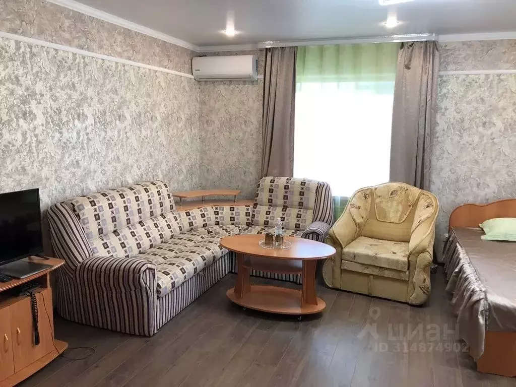 Комната Тюменская область, Тобольск Большая Сибирская ул., 40 - Фото 1