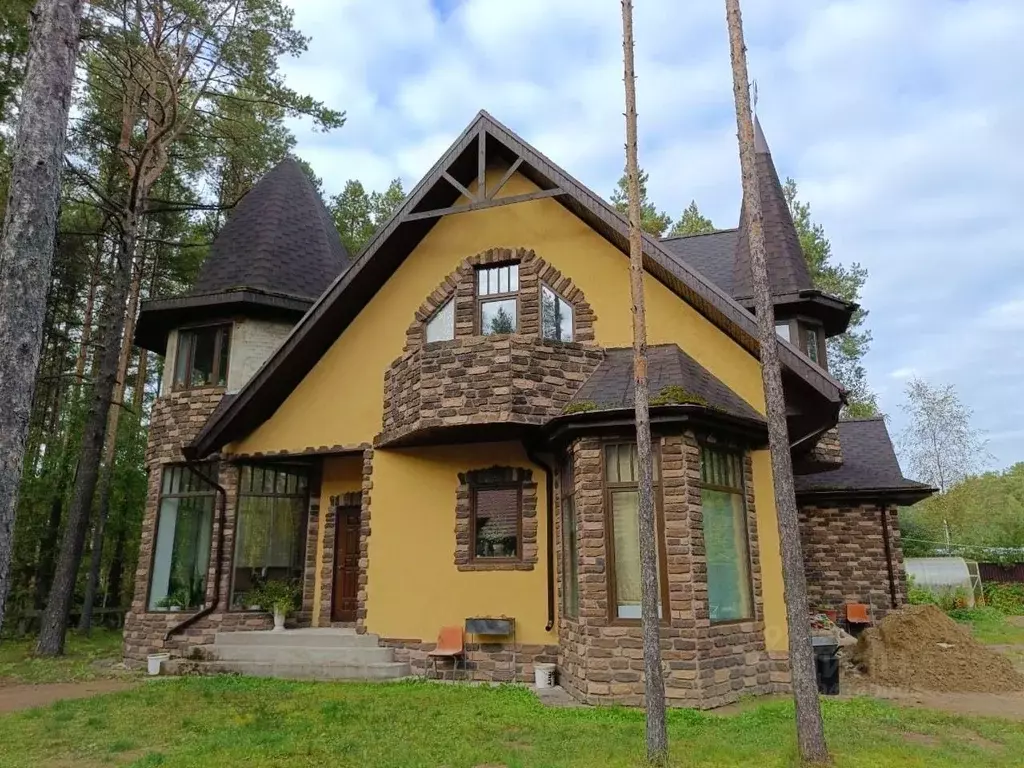 Дом в Ленинградская область, Гатчинский район, Вырица городской ... - Фото 1