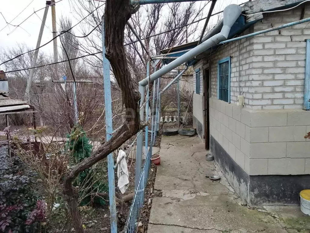 Дом в Крым, Советский район, с. Дмитровка ул. 30 лет Победы (101 м) - Фото 1