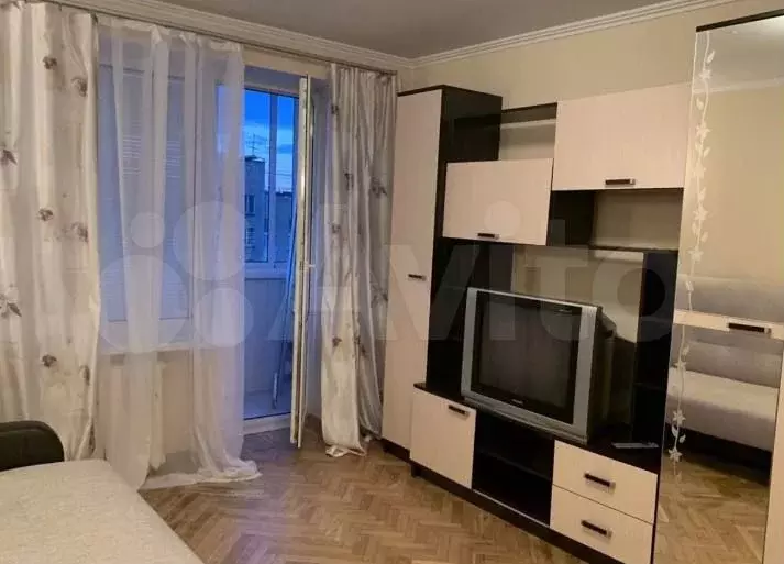 Комната 15м в 3-к., 2/5эт. - Фото 1