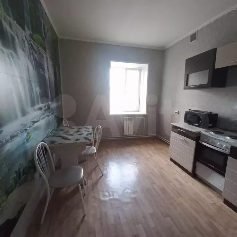 2-к. квартира, 60 м, 1/3 эт. - Фото 1