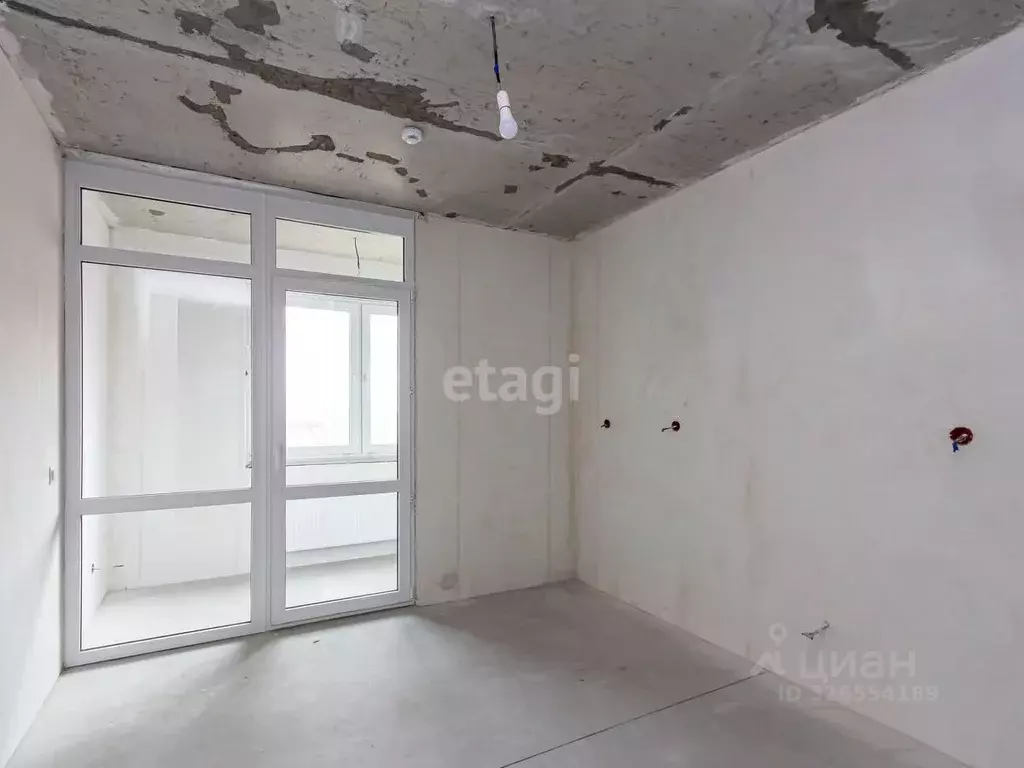 Студия Тюменская область, Тюмень ул. 9 Января, 160к1 (17.2 м) - Фото 1