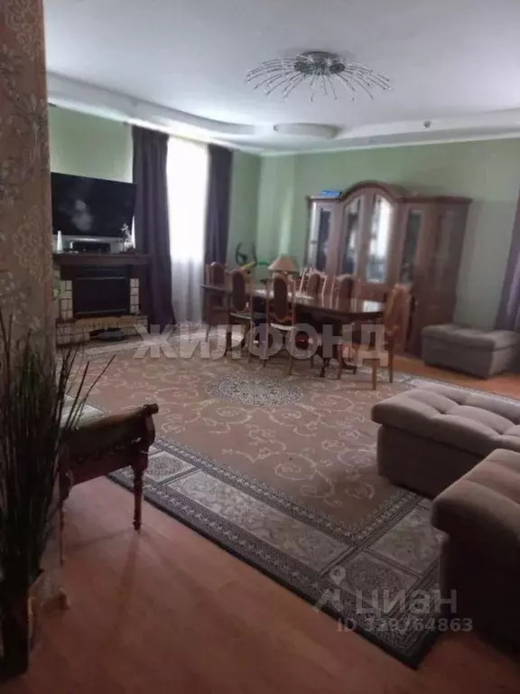 Коттедж в Хакасия, Абакан Первомайская пл. (200 м) - Фото 1