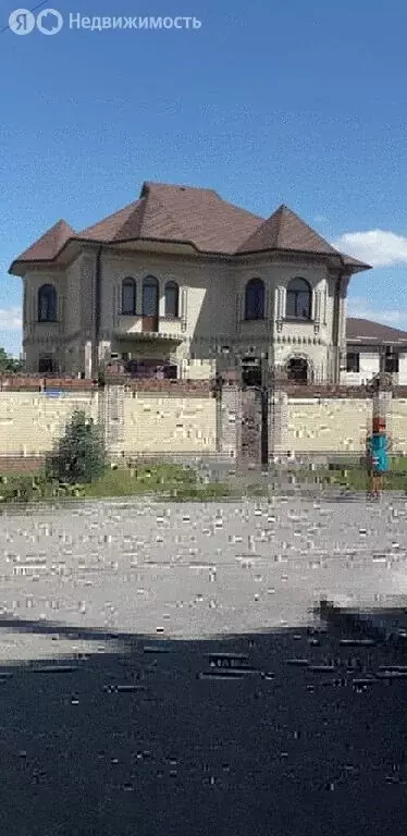 Дом в посёлок Свободы, Липовая улица (460 м) - Фото 1