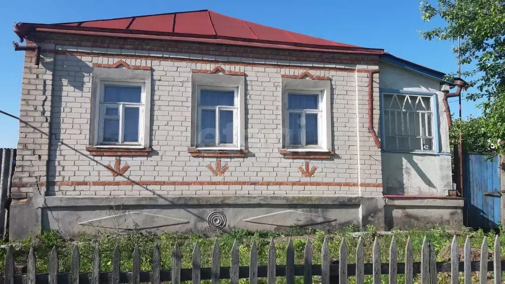 Дом в Белгородская область, Новооскольский муниципальный округ, с. ... - Фото 1