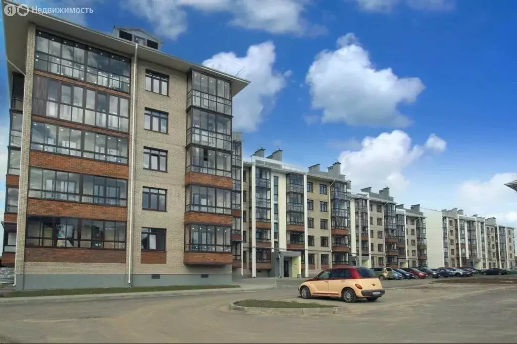 3-комнатная квартира: Красный Бор, Большая Заозёрная улица, 39 (69.7 ... - Фото 0