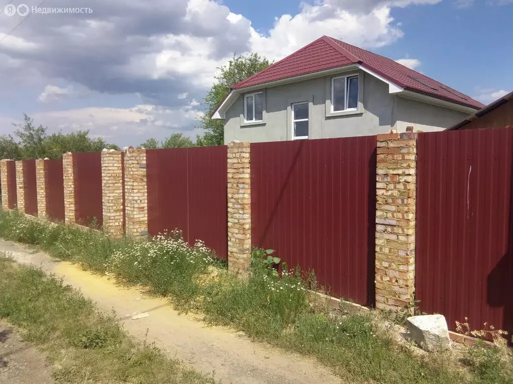 Дом в Саратов, 7-й Большой Яровой проезд (176.4 м) - Фото 0