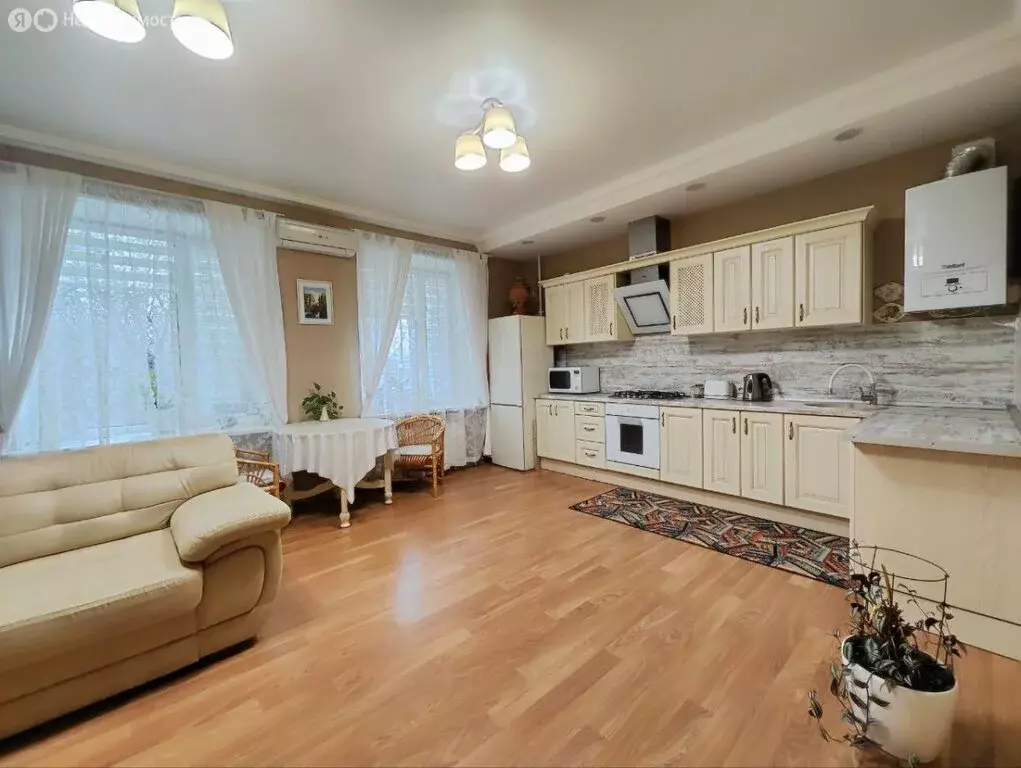 3-комнатная квартира: Пенза, улица Набережная реки Мойки, 41В (132.8 ... - Фото 1