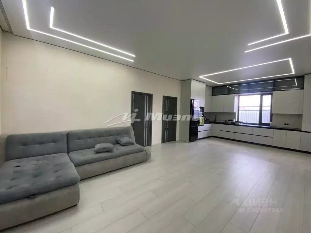 Дом в Крым, Симферопольский район, с. Родниково ул. Авдет, 32 (120 м) - Фото 1