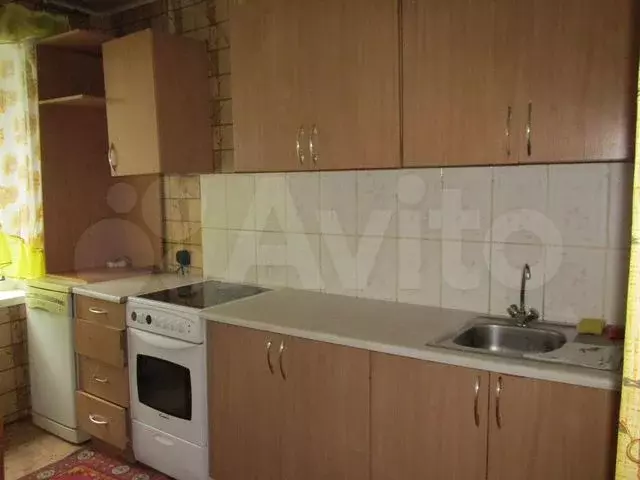 Комната 14 м в 3-к., 1/9 эт. - Фото 0