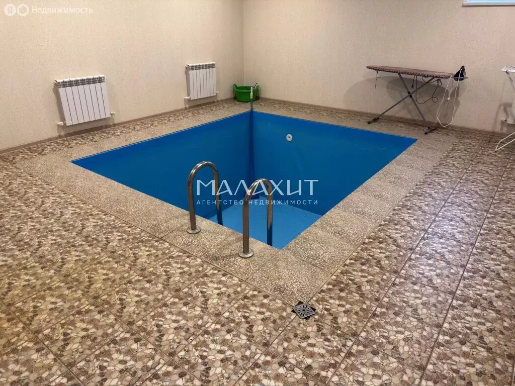 Дом в Самарская область, Кинель (258.3 м) - Фото 1