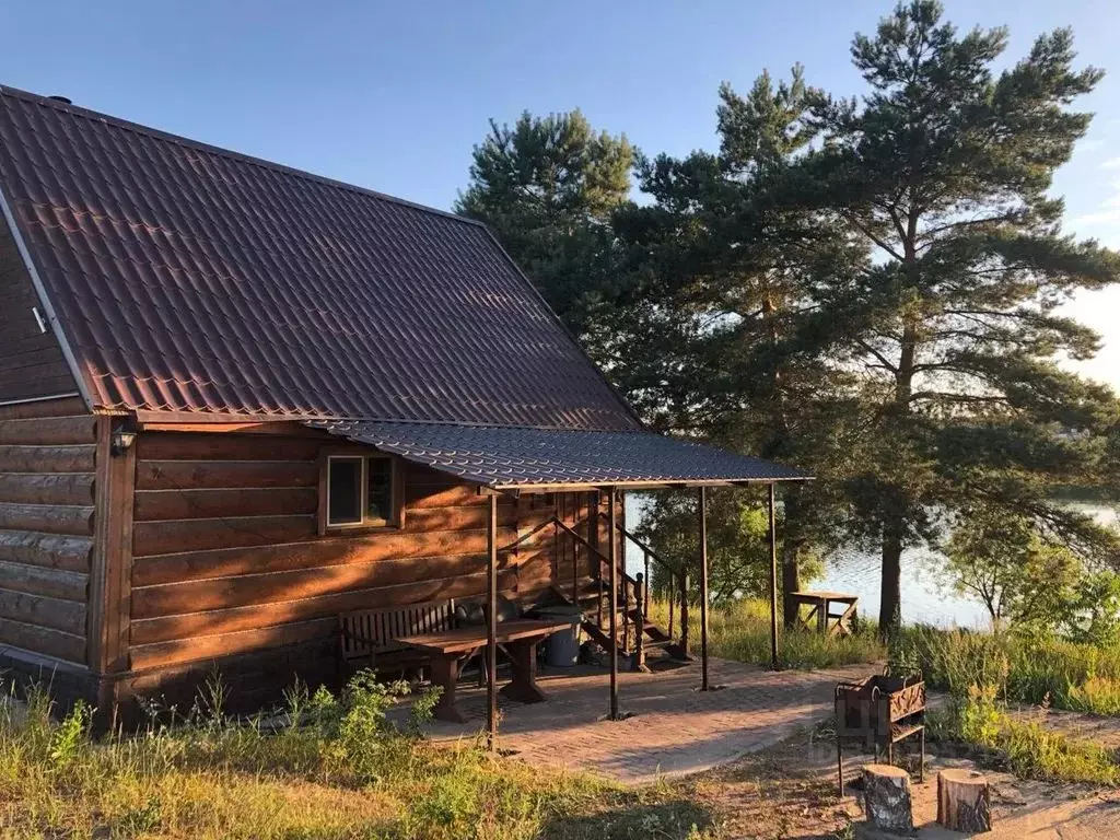 Дом в Брянская область, Брянский район, Новодарковичское с/пос, пос. ... - Фото 1