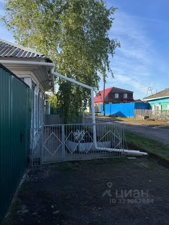 Дом в Омская область, Омск ул. 3-я Путевая, 160 (55 м) - Фото 2