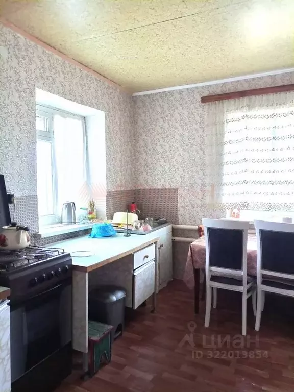 Дом в Ростовская область, Веселовский район, Краснооктябрьское с/пос, ... - Фото 1