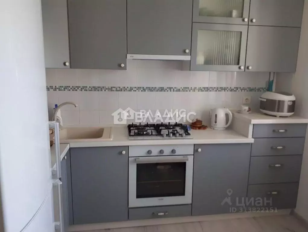 3-к кв. Белгородская область, Белгород Садовая ул., 118в (64.4 м) - Фото 1