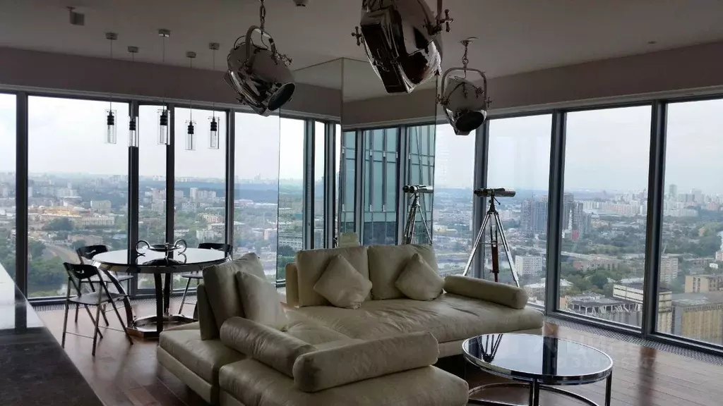 2-к кв. Москва 1-й Красногвардейский проезд, 21с1 (155.0 м) - Фото 0