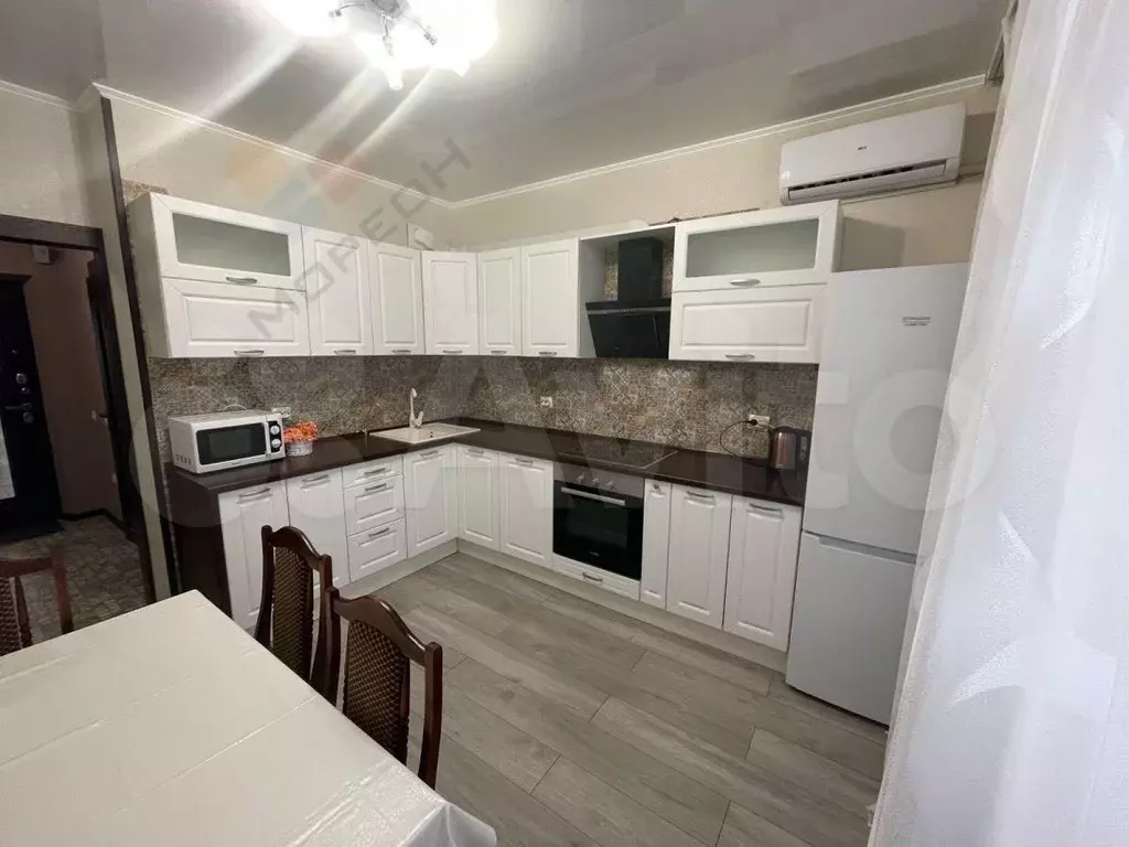 1-к. квартира, 40,6 м, 16/22 эт. - Фото 1
