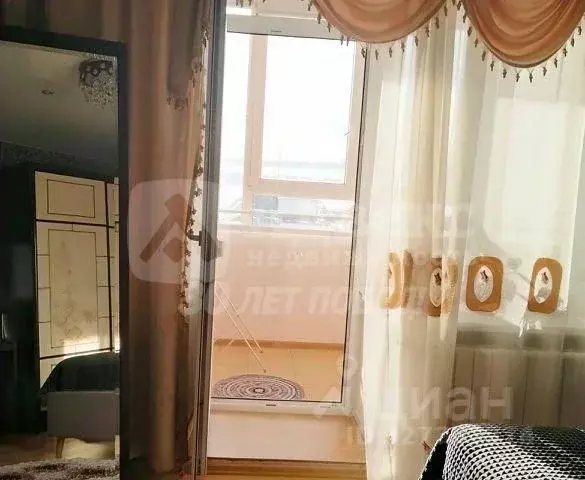 2-к кв. Тюменская область, Тюмень ул. Западносибирская, 28 (67.0 м) - Фото 1