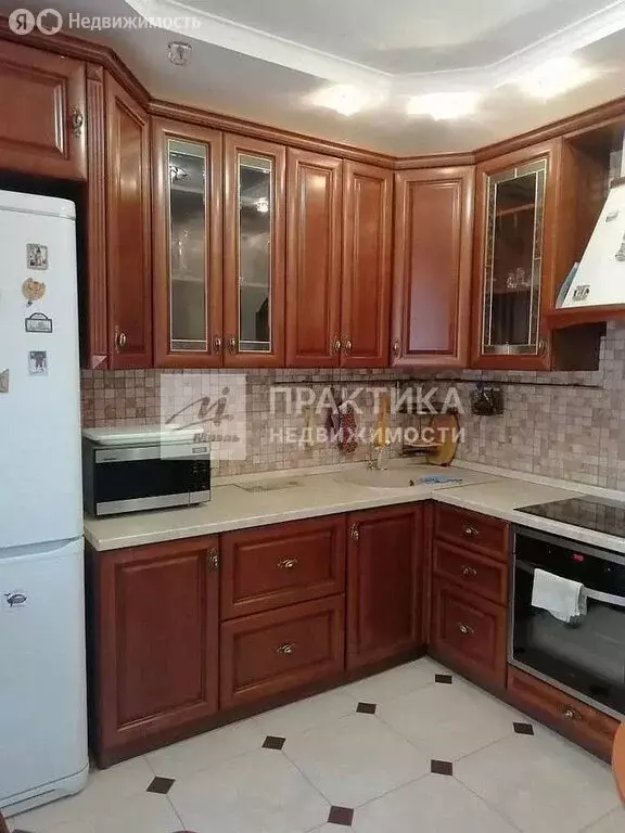 3-комнатная квартира: посёлок городского типа ВНИИССОК, улица Дружбы, ... - Фото 2