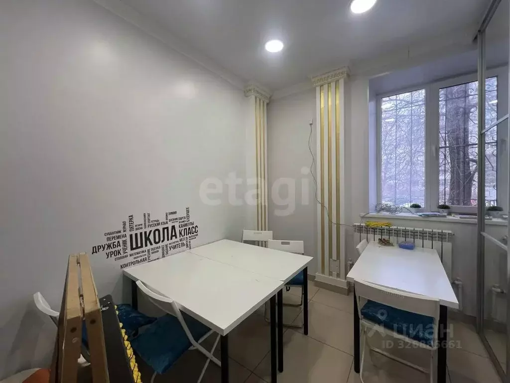 Офис в Астраханская область, Астрахань Кубанская ул., 64 (90 м) - Фото 1