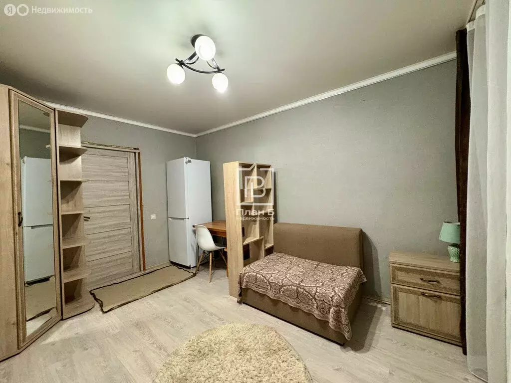 1к в 5-комнатной квартире (13.3 м) - Фото 0