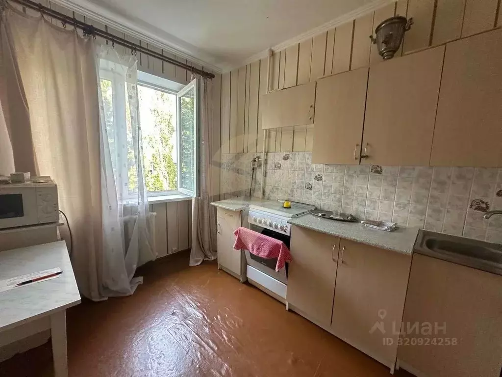 3-к кв. Белгородская область, Старый Оскол Парковый мкр, 23 (61.0 м) - Фото 0