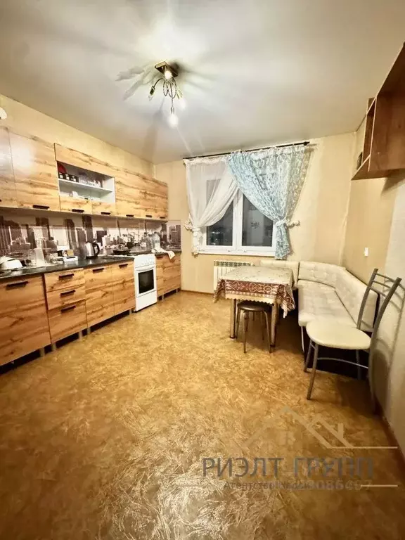 2-к кв. Татарстан, Казань ул. Наиля Юсупова, 5 (64.4 м) - Фото 1