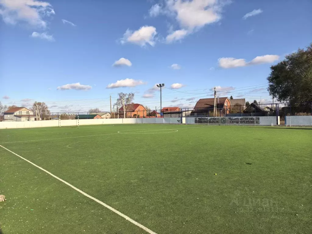 Дом в Самарская область, Кинельский с/пос, пос. Кинельский, ... - Фото 1