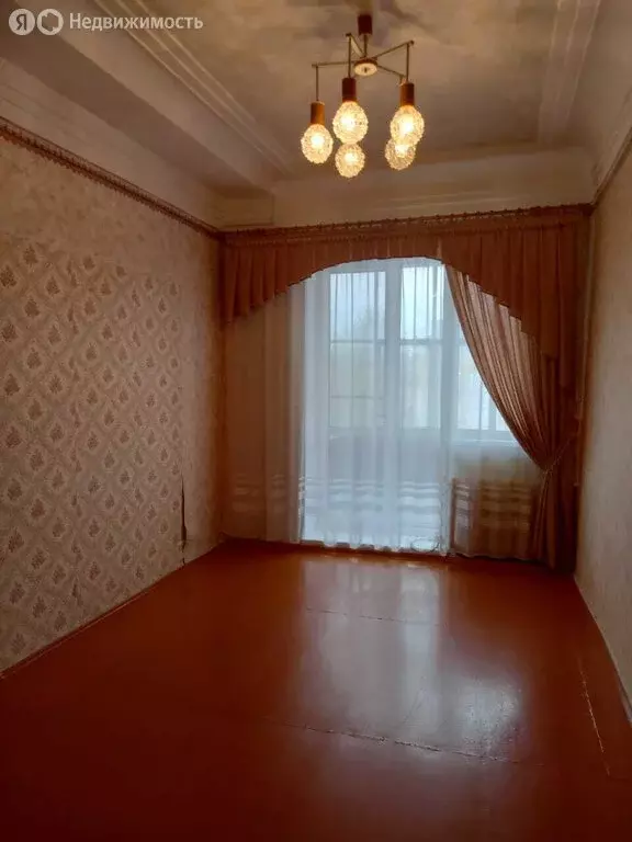 3-комнатная квартира: Нижний Тагил, проспект Вагоностроителей, 13 ... - Фото 1