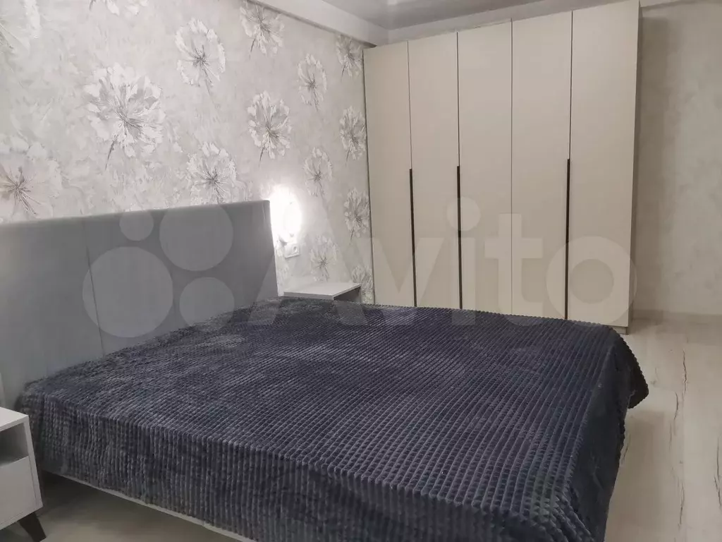 1-к. квартира, 47 м, 1/5 эт. - Фото 1