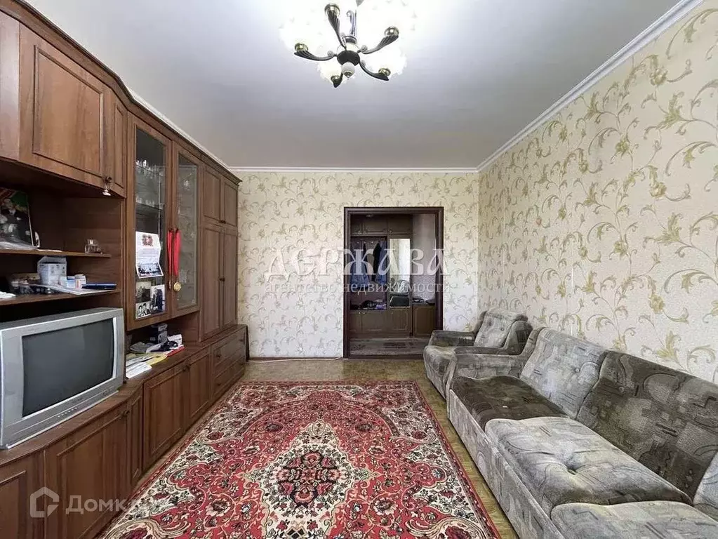 Продаётся 3-к квартира, 63.8 м - Фото 1