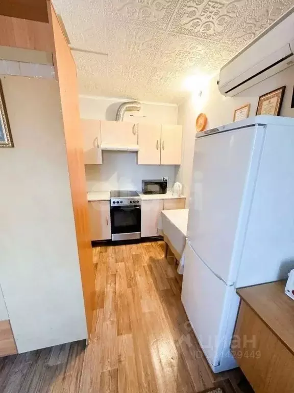 Комната Тюменская область, Тюмень ул. Республики, 210 (17.9 м) - Фото 1