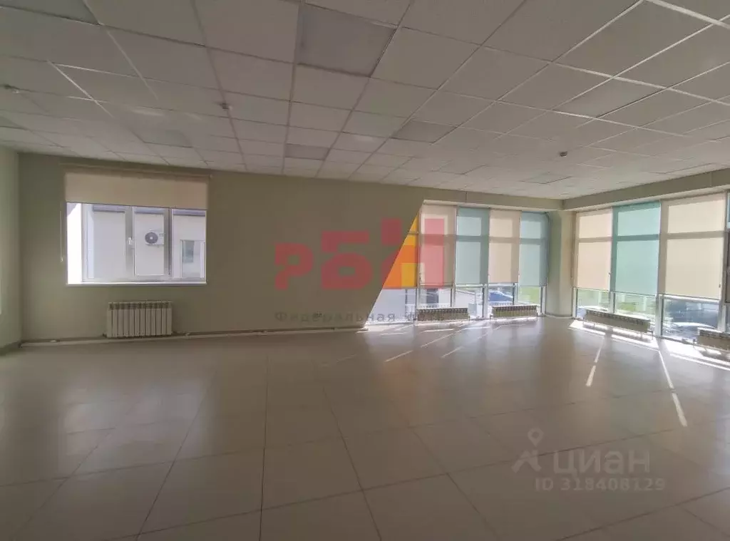 Помещение свободного назначения в Тюменская область, Тюмень ул. ... - Фото 0