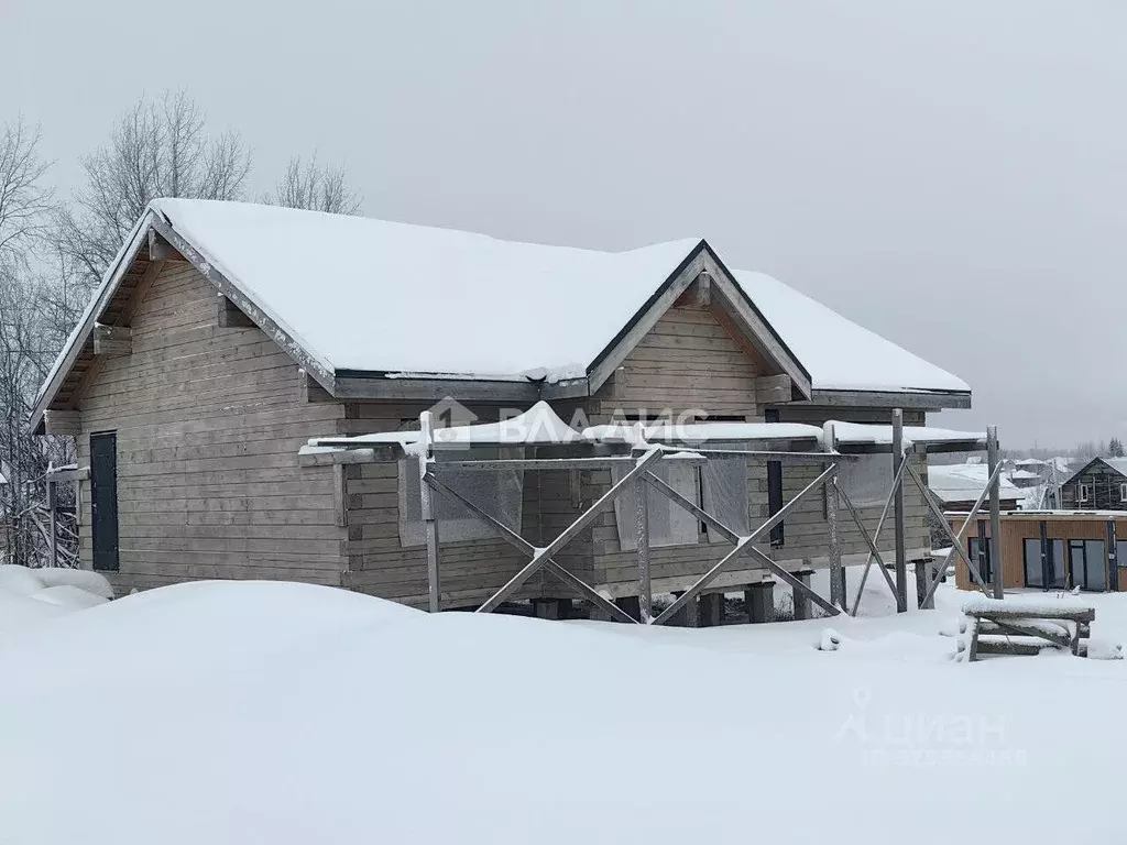 Дом в Коми, Сыктывдинский район, с. Выльгорт пер. Вербный (100 м) - Фото 1