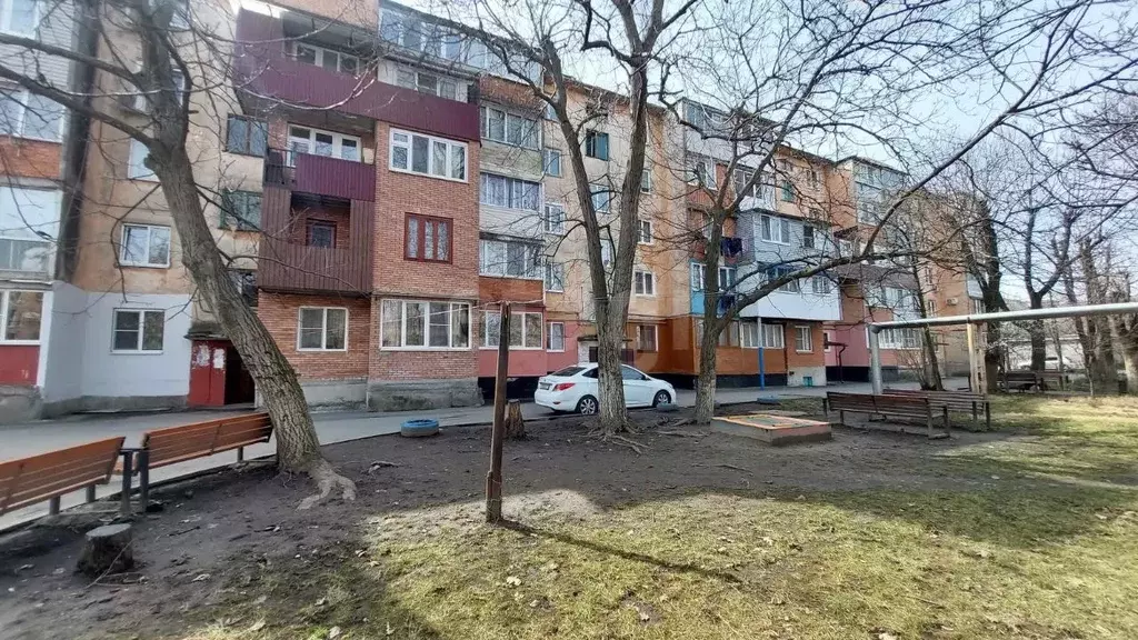 2-к кв. Северная Осетия, Владикавказ ул. Гугкаева, 12 (45.0 м) - Фото 1