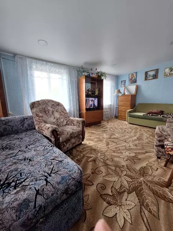 Дом в Омская область, Азовский Немецкий Национальный район, с. ... - Фото 1