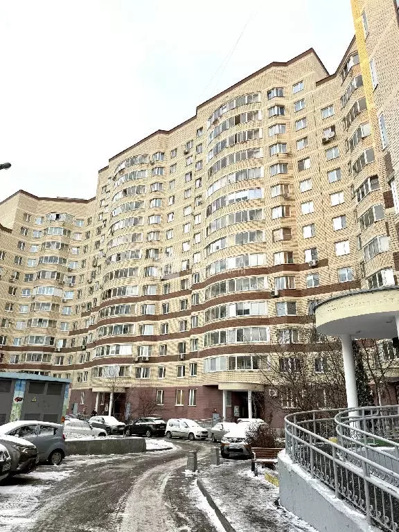 Продается 2-комнатная квартира - Фото 1