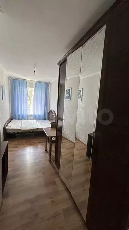 Комната 15 м в 3-к., 5/5 эт. - Фото 1