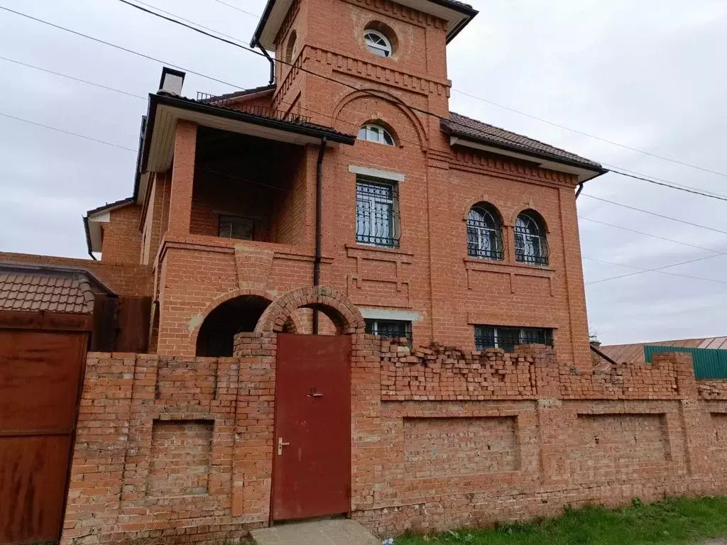 Дом в Саратовская область, Саратов проезд 2-й имени А.Н. Радищева, 22 ... - Фото 1