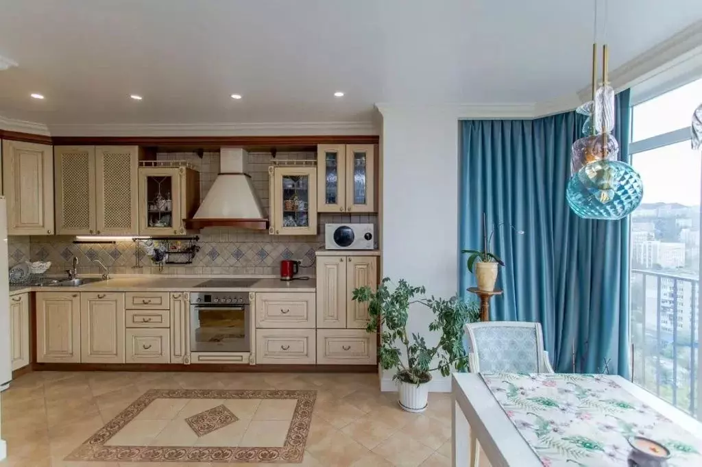 Комната Приморский край, Владивосток Океанский просп., 101А - Фото 2