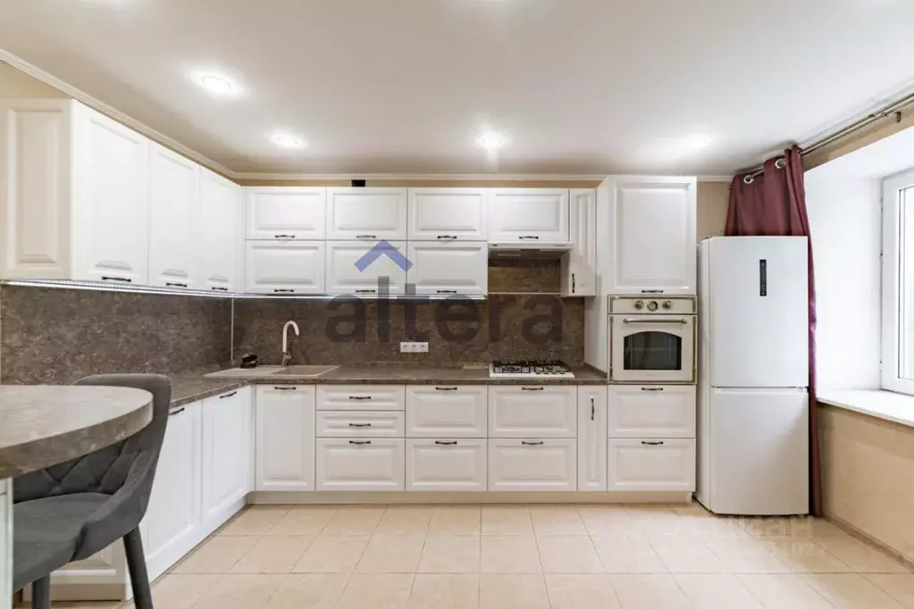4-к кв. Татарстан, Казань ул. Блюхера, 4 (82.1 м) - Фото 0