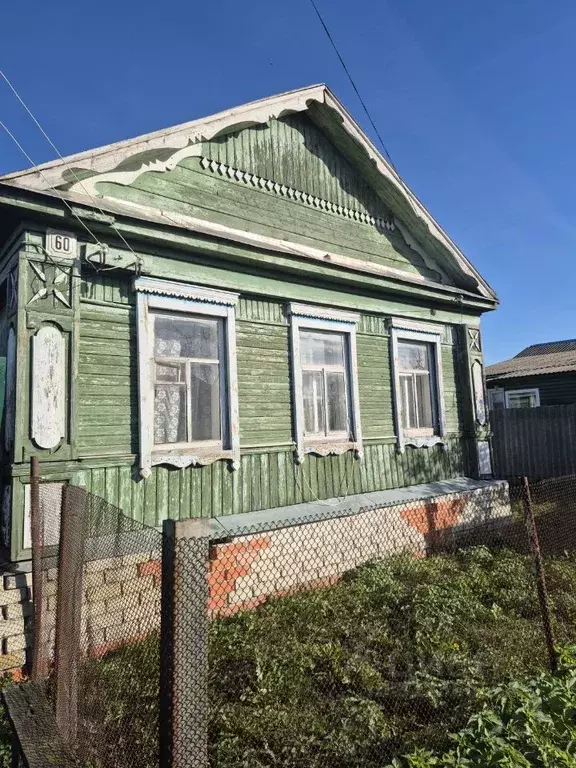 Дом в Саратовская область, Петровск ул. Степана Разина, 60 (80 м) - Фото 1