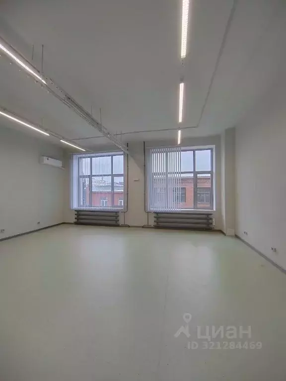 Помещение свободного назначения в Татарстан, Казань ул. Владимира ... - Фото 1