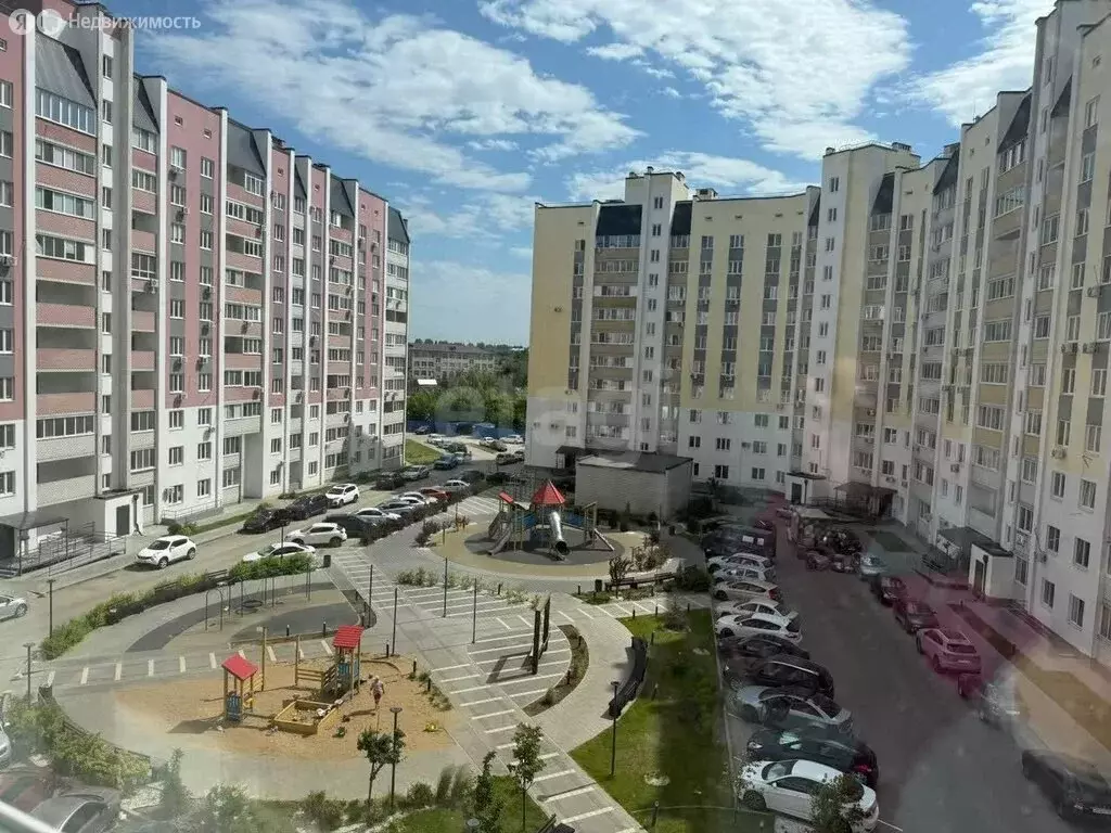 2-комнатная квартира: Энгельс, Вокзальная улица, 50 (75.8 м) - Фото 1