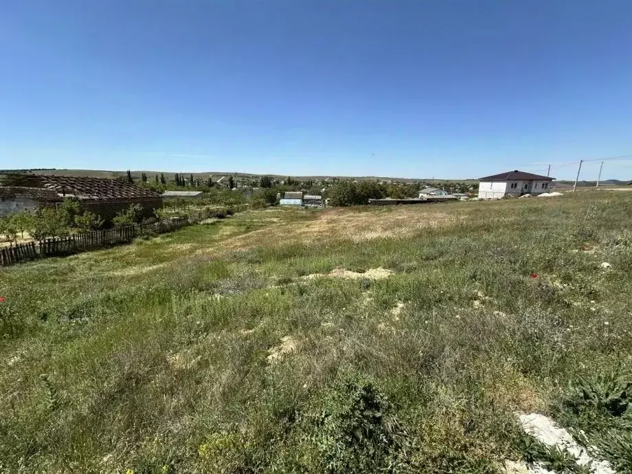 Участок в Крым, Симферопольский район, с. Урожайное ул. Таврическая, ... - Фото 0