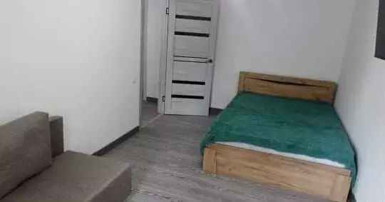 1-к кв. Алтайский край, Яровое ул. 40 лет Октября, 7 (30.0 м) - Фото 0