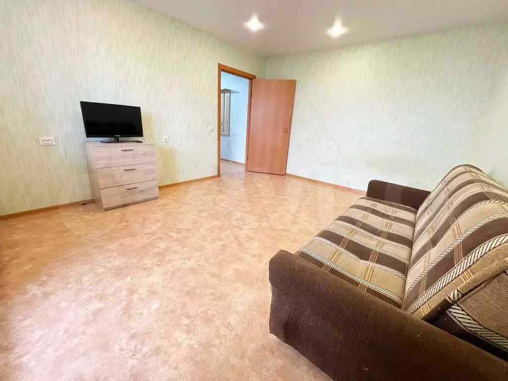 2-к. квартира, 50 м, 2/10 эт. - Фото 0