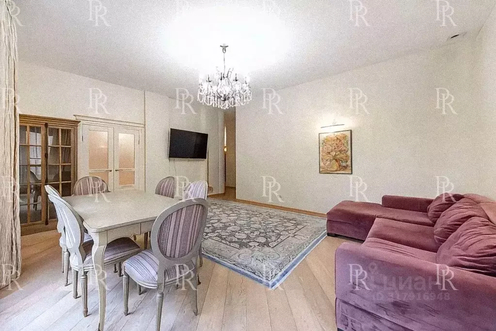 5-к кв. Москва Староволынская ул., 15к1 (170.5 м) - Фото 0