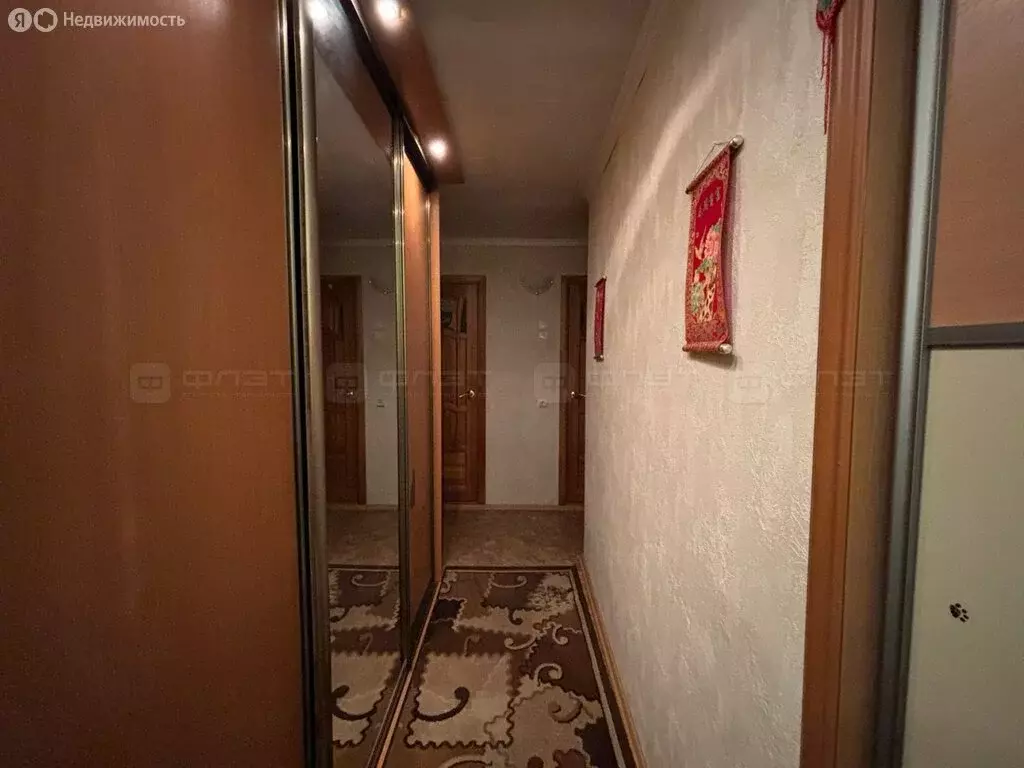 3-комнатная квартира: Казань, улица Хусаина Мавлютова, 46 (61.8 м) - Фото 0