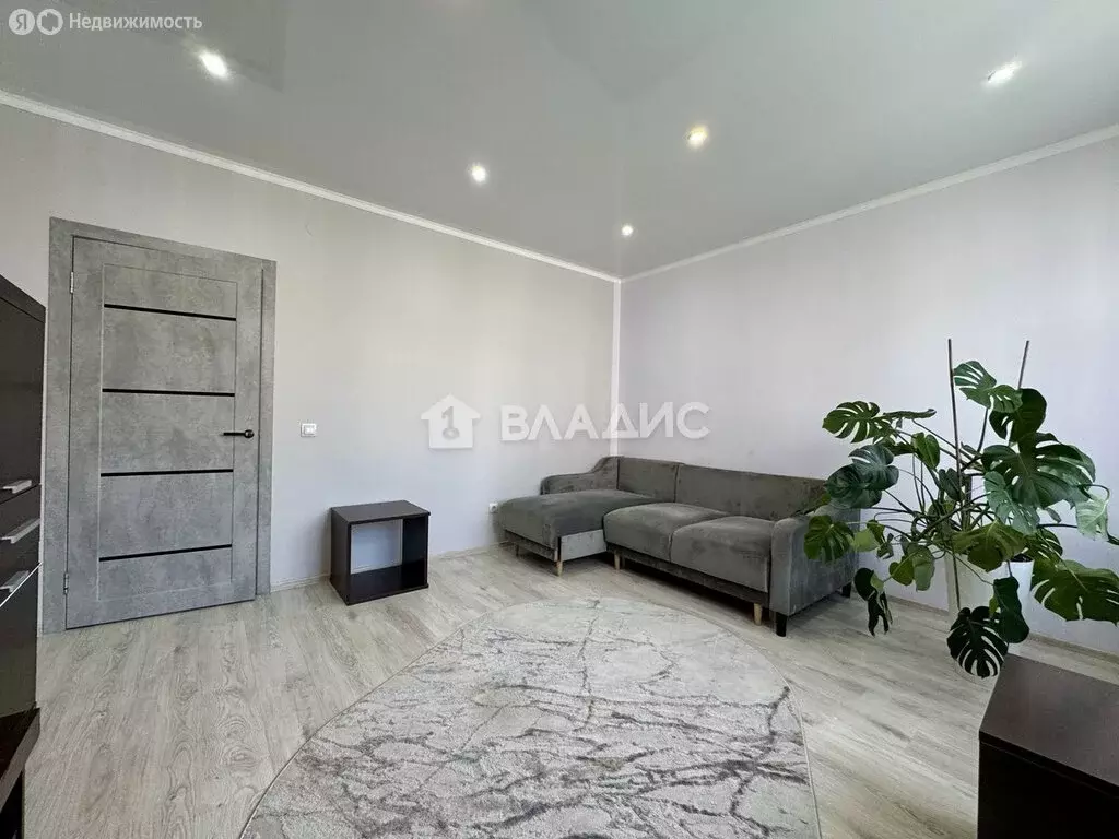 1-комнатная квартира: Калининград, улица Виктора Денисова, 26 (43.2 м) - Фото 1